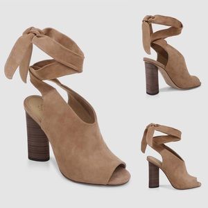 NWOT Splendid Suede Leather Tan Heeled Sandals